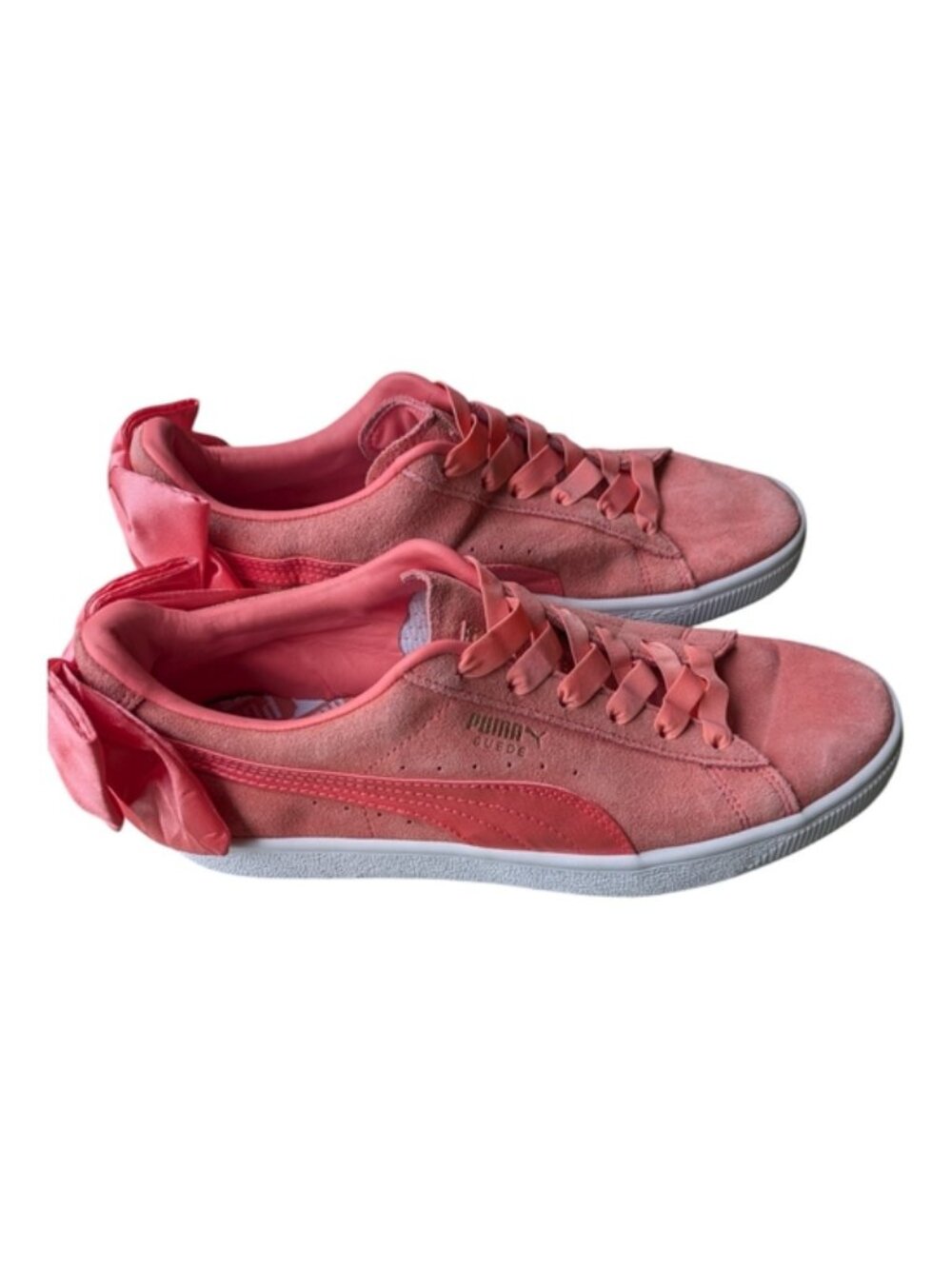 Puma Bow Women's Shell Pink Suede Lifestyle Sneakers Size 8.5 NWOT